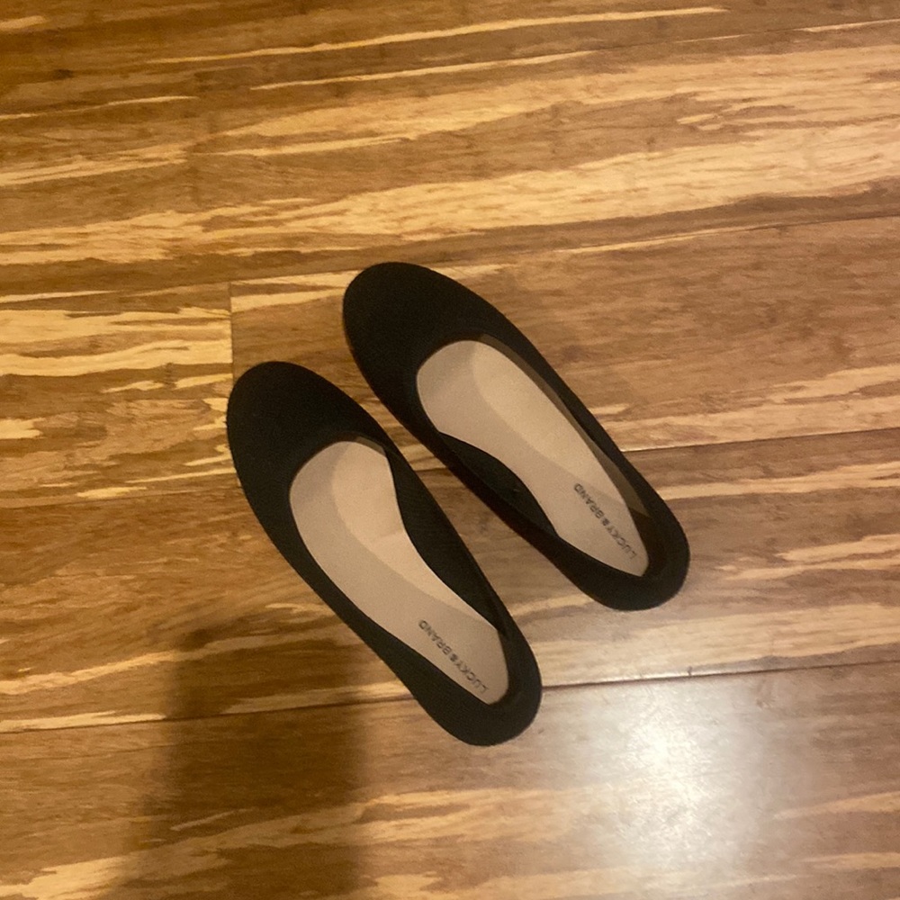 Lucky brand flats